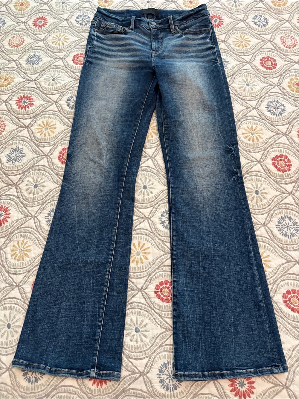 Buckle Black Fit No. 53 boot cut jeans, size 26 x 32.